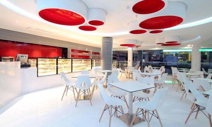 Pastelaria Amazonia _ LUIS FLORIO | arquitecto
